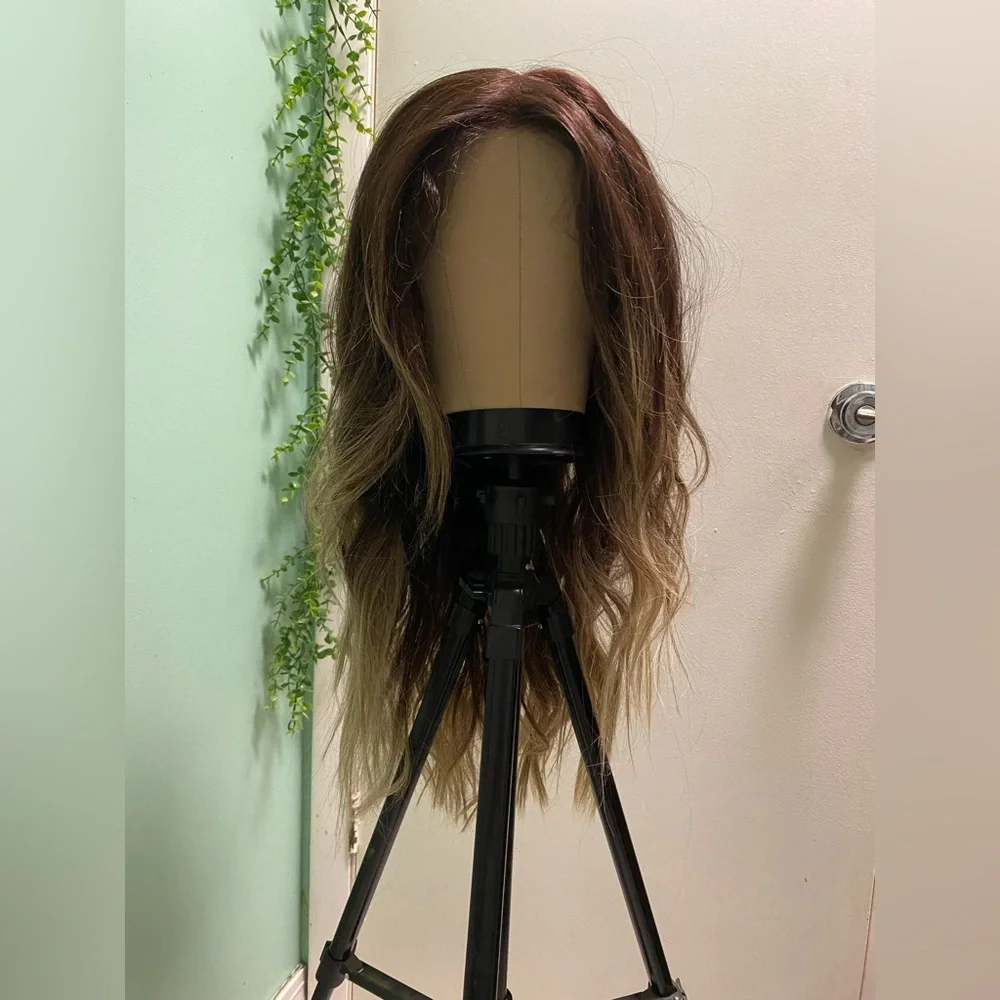 Human/Synthetic Blend Dark Blonde Ombre Lace Front Wig - Picture 10 of 10